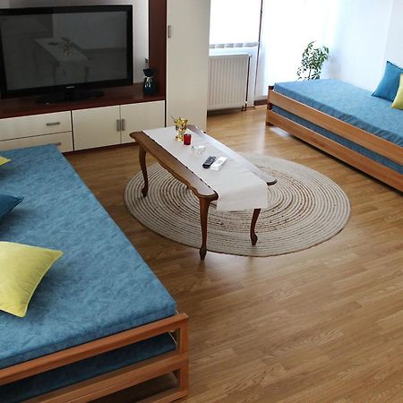 The Cosmic Gate Apartments ヴィソコ エクステリア 写真