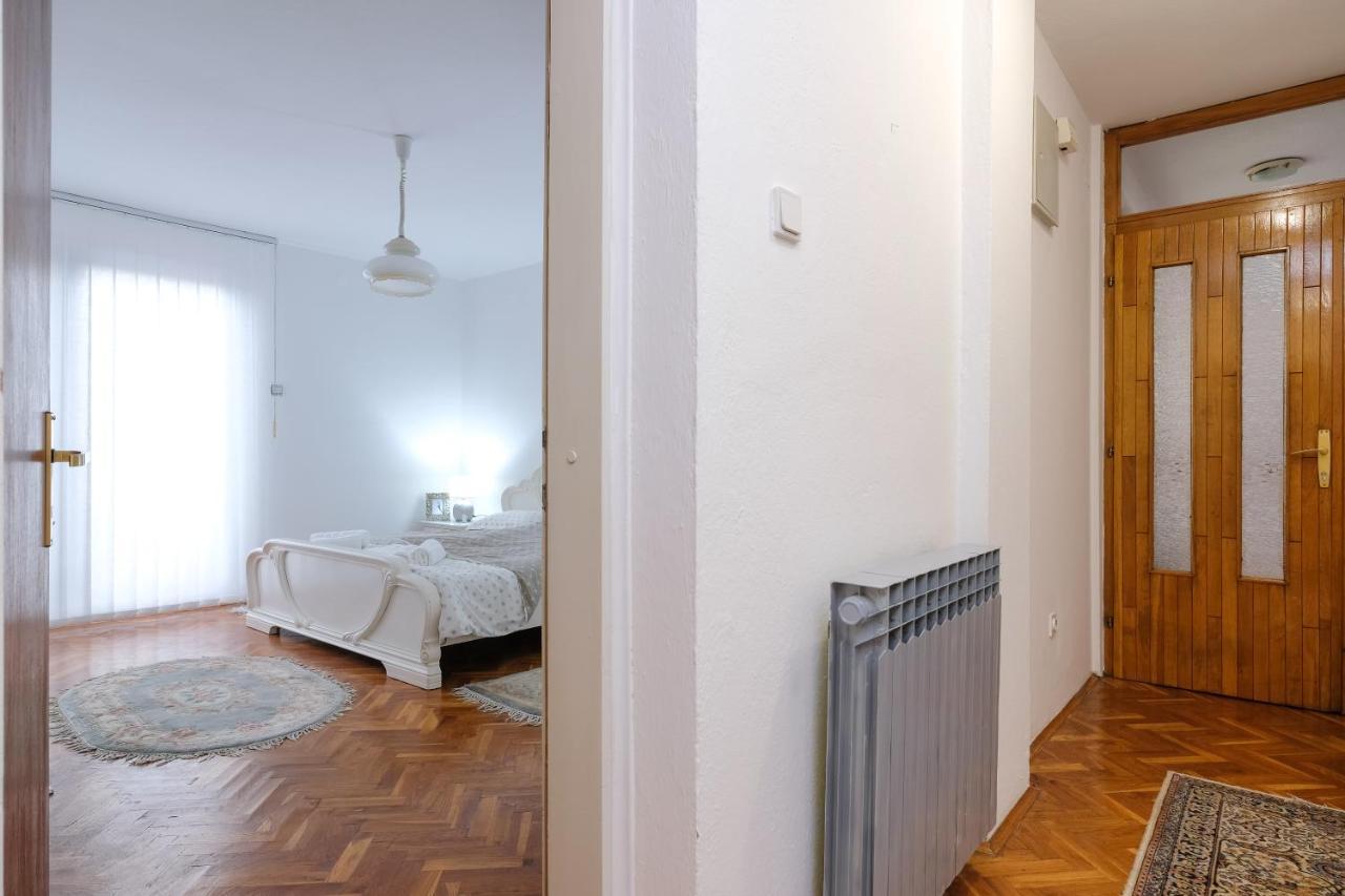 The Cosmic Gate Apartments ヴィソコ エクステリア 写真