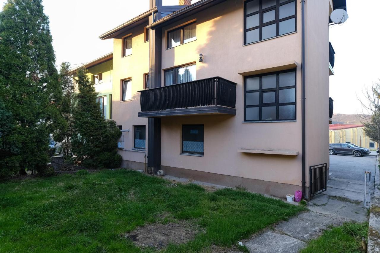 The Cosmic Gate Apartments ヴィソコ エクステリア 写真