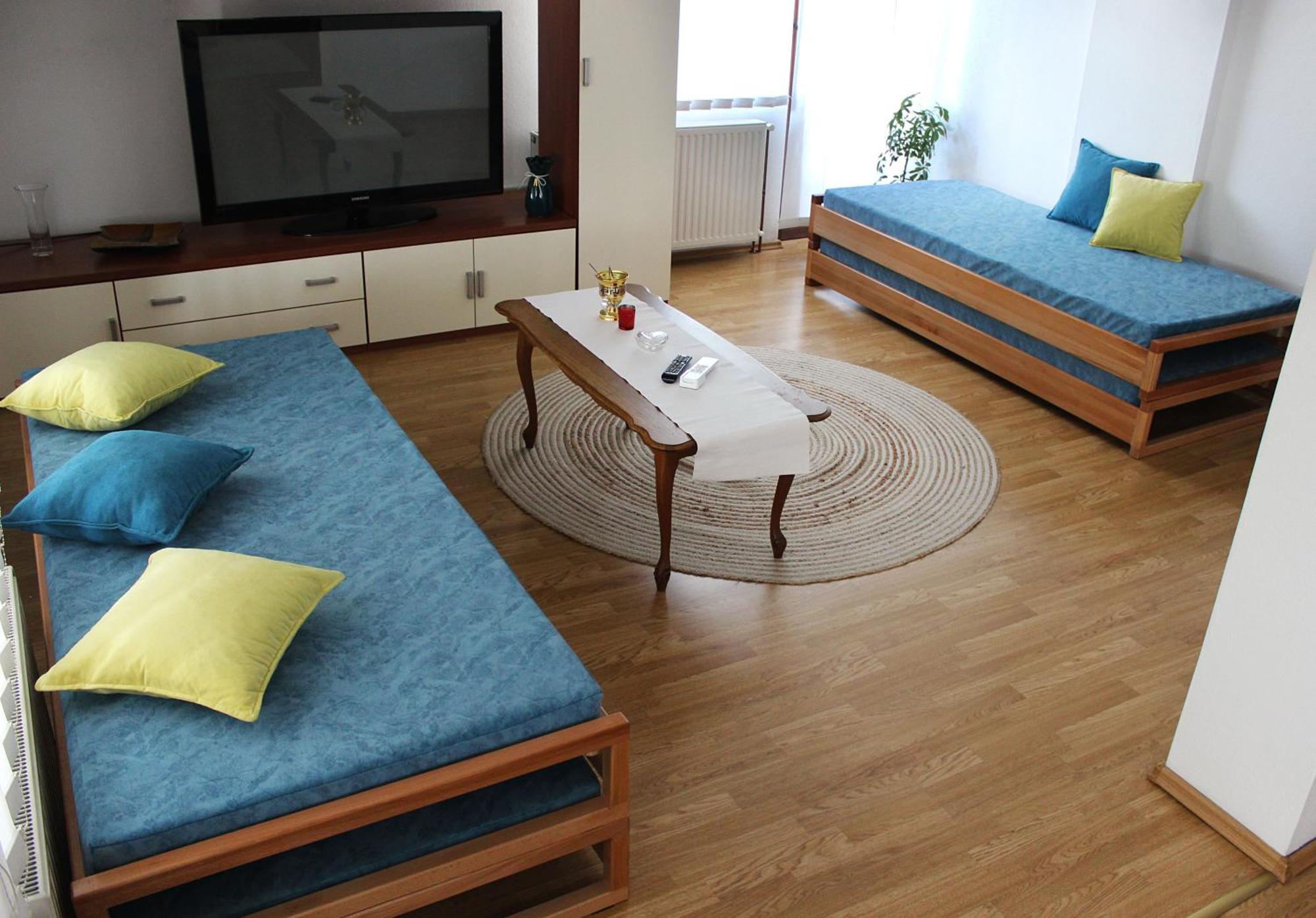 The Cosmic Gate Apartments ヴィソコ エクステリア 写真
